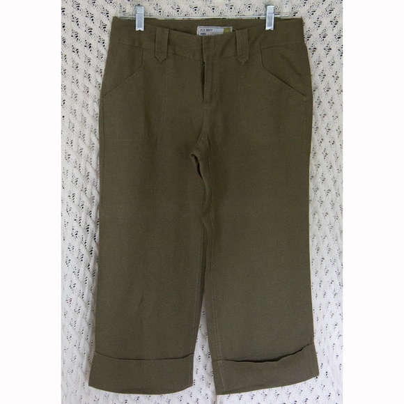 Old Navy Pants - Cotton Cropped Pants Old Navy Pants - Cotton Cropped Pants